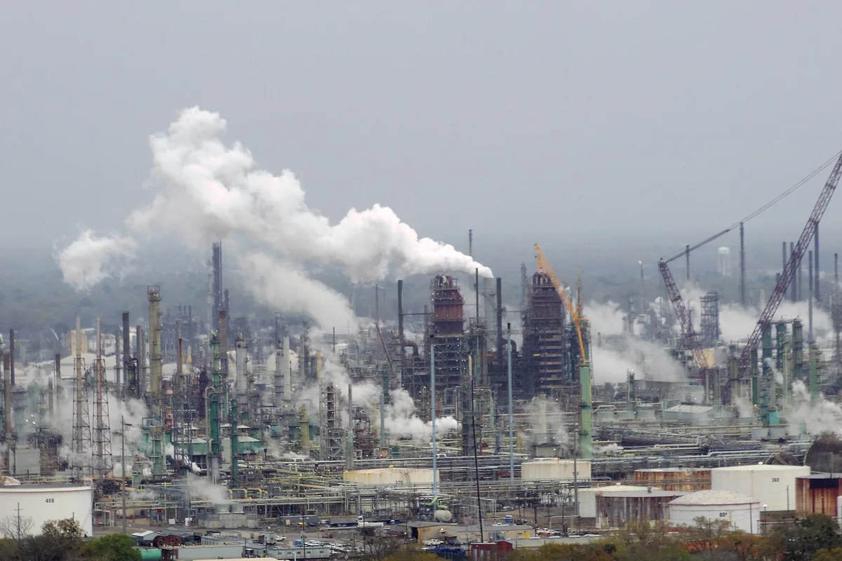 ExxonMobil anticipa hasta 3.900 M$ extra de beneficio este trimestre gracias al subidón del petróleo