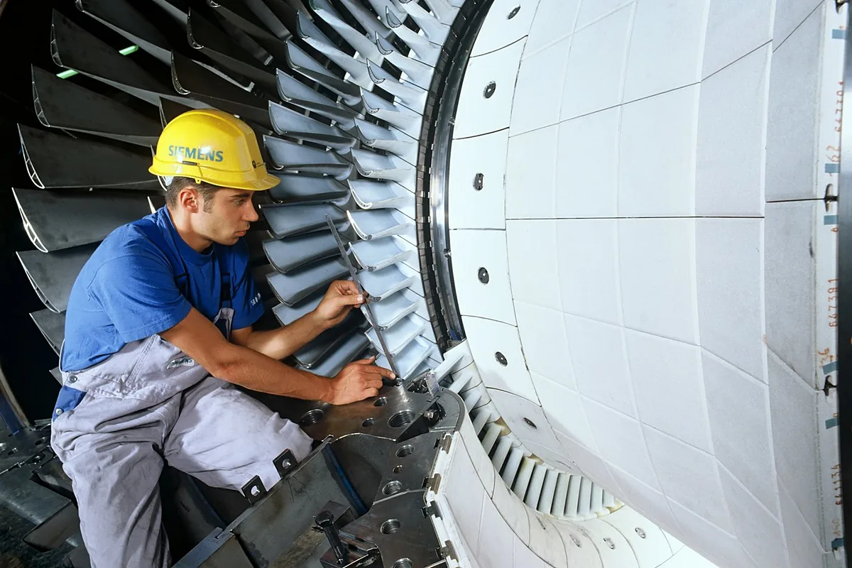 Siemens Energy triplica su beneficio y firma 17.900 M€ en pedidos en un solo trimestre