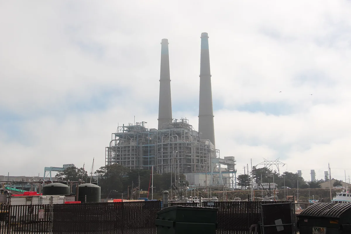 Texas congela los centros de datos y el Gobierno recorta de golpe su previsión de consumo eléctrico: mal día para el gran relato de la IA