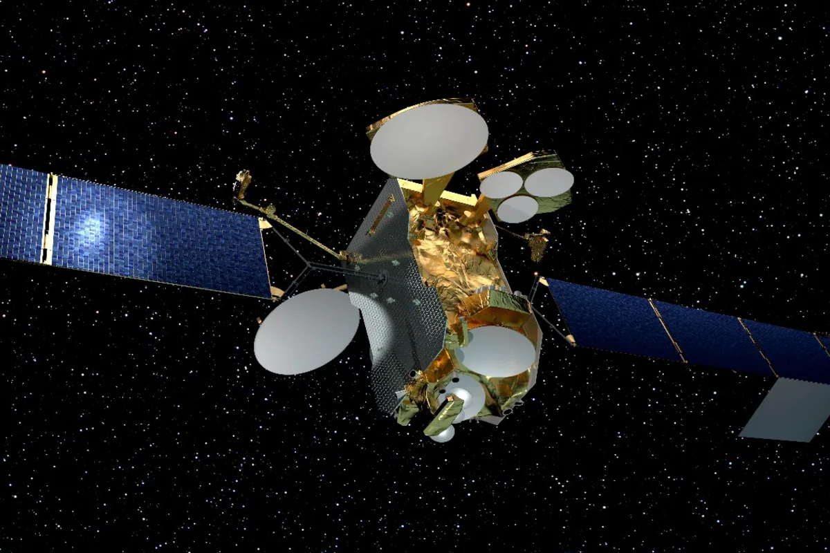 Europa firma por fin su respuesta a Starlink: IRIS² arranca de verdad con 15.600 M€ y Eutelsat en el centro