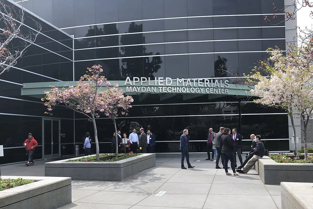 Applied Materials factura 9.115 M$ en un trimestre y guía 10.250 M$ para el siguiente